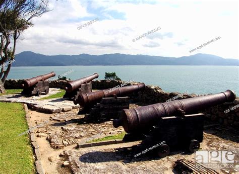 O Forte de São Marcos Uma Fortaleza Histórica e Um Miradouro Deslumbrante em Florianópolis!